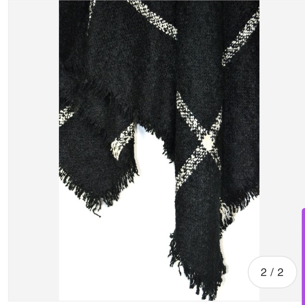 Ashley Stewart Black & White Fringe Poncho Shawl – One Size - Picture 3 of 7